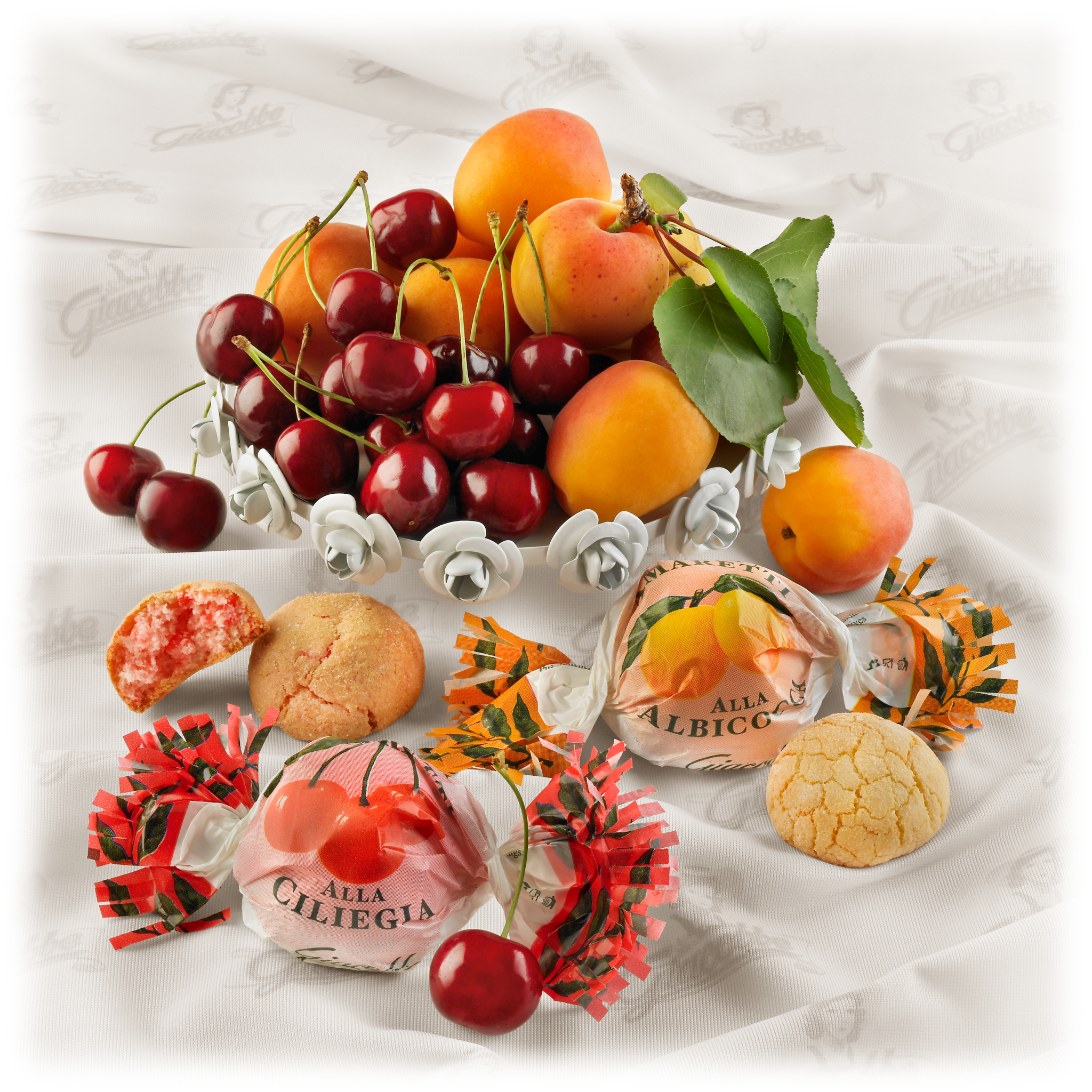 Amaretti alla Frutta (Ciliegia e Albicocca)